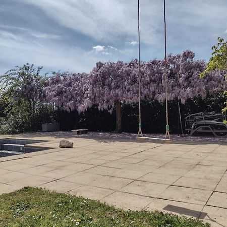 Gite Cocooning Avec Piscine Bouge-Chambalud Exterior photo